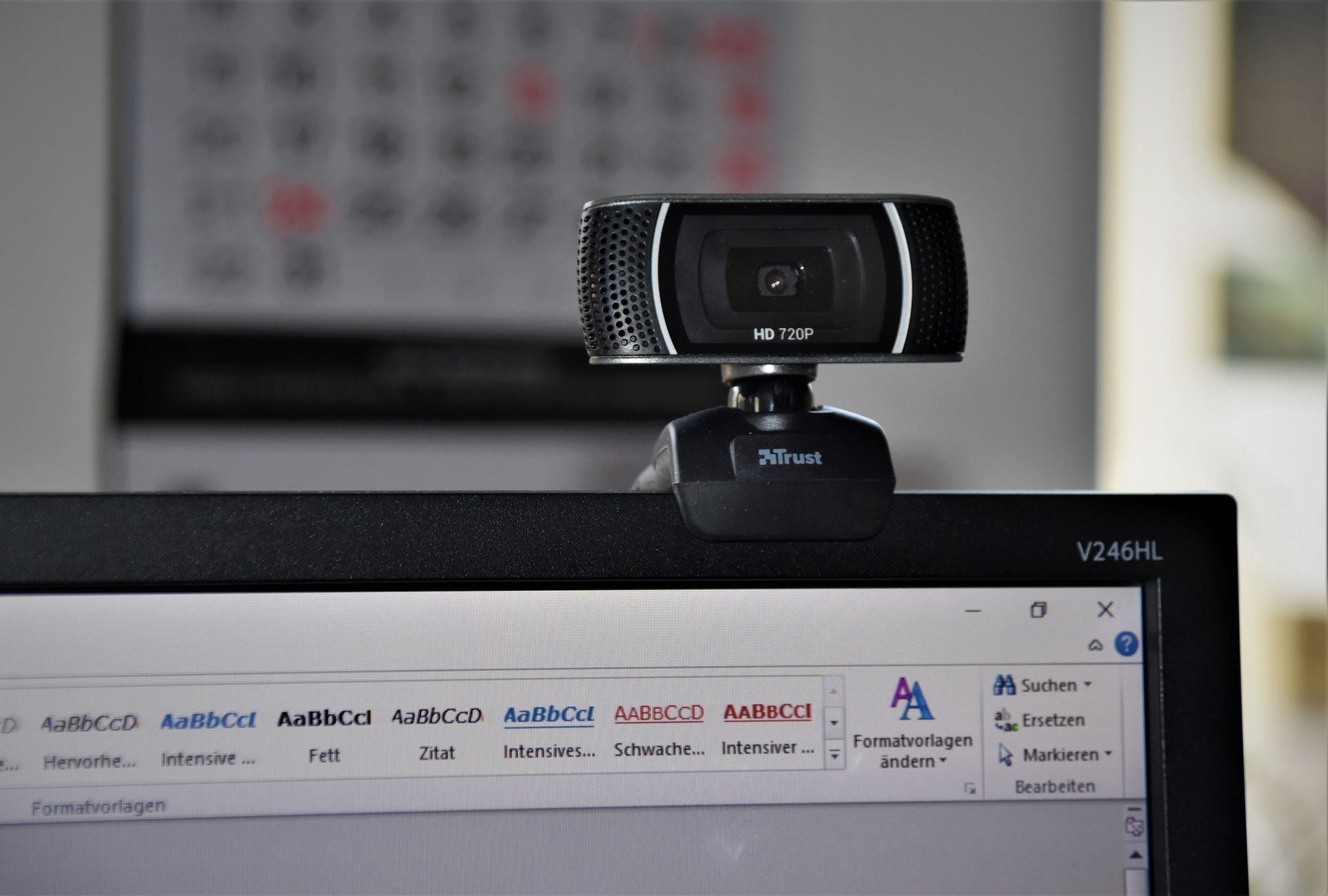 Benefits of using camera during virtual meetings
