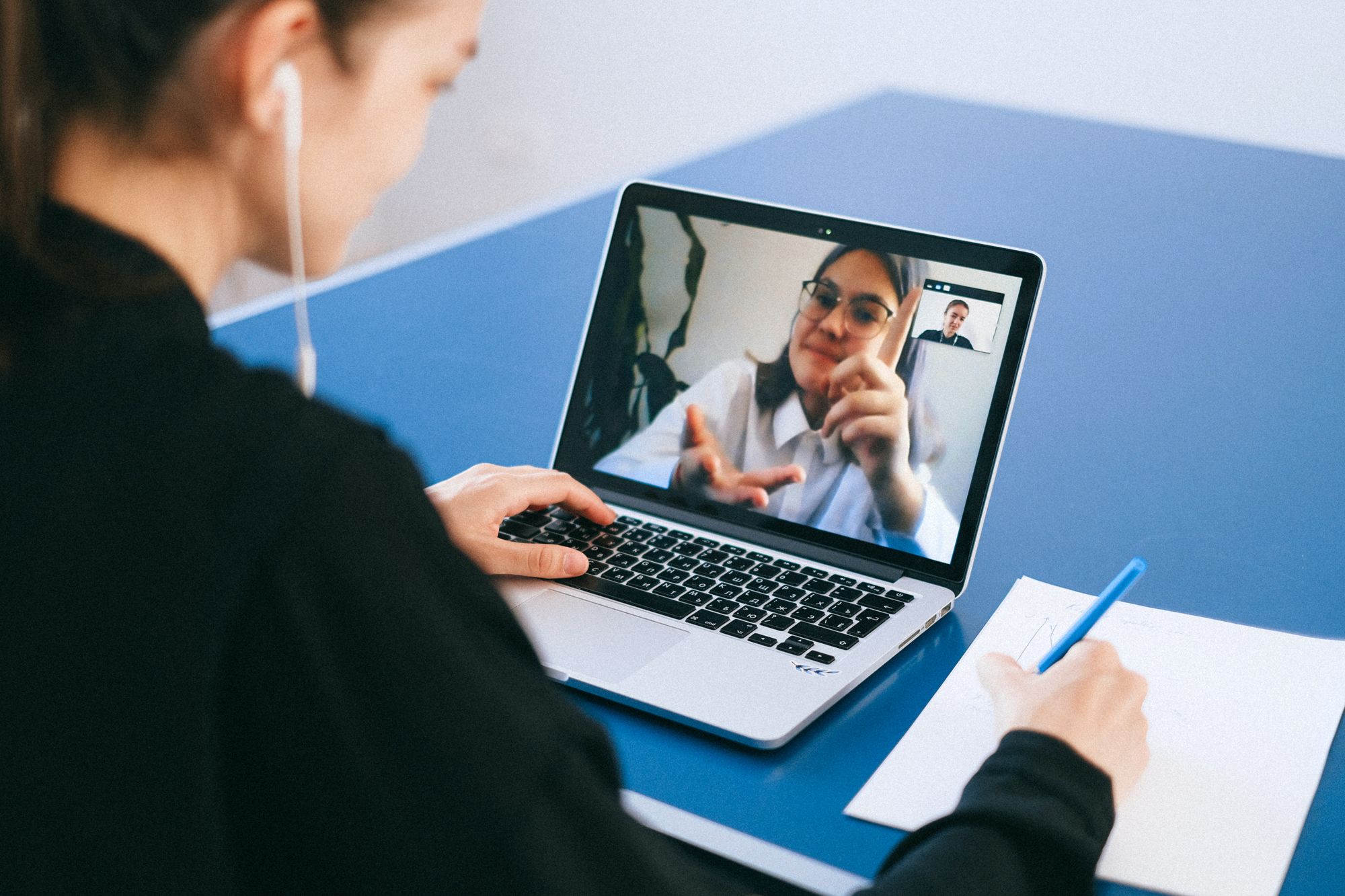 Team on a virtual meeting